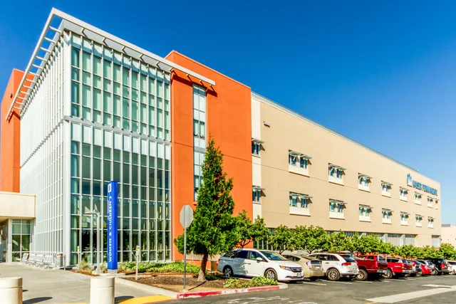 KP, Roseville, Building B - Women and Children