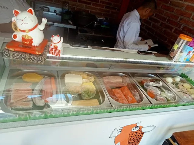 Restaurant SHINSEN Sushi Comida Japonesa