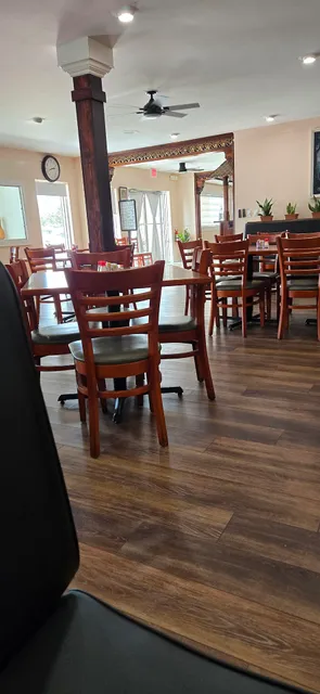 Luis's Garden Grille Cafe South Tampa