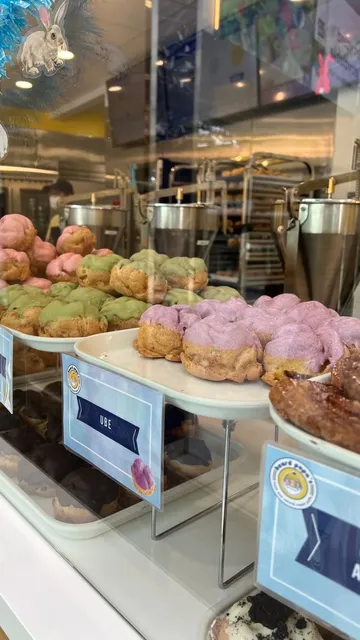 Beard Papa's - [Limited Time] Monster Hunter Wilds Collab - Cola Puffs, Standees, Game Code Cards and Free Puffs!