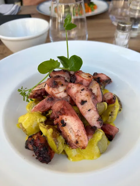 Les Glycines d'Antan - Restaurant à Châteaurenard