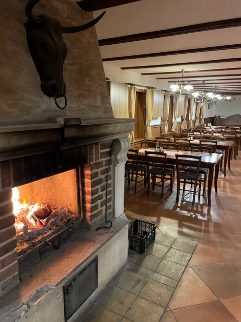 Western House Lužná