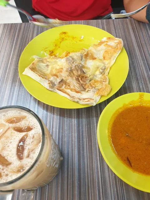 6 @ Holland Coffeeshop