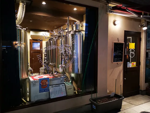 LIVING CRAFT BEER BAR リビングクラフトビアバー