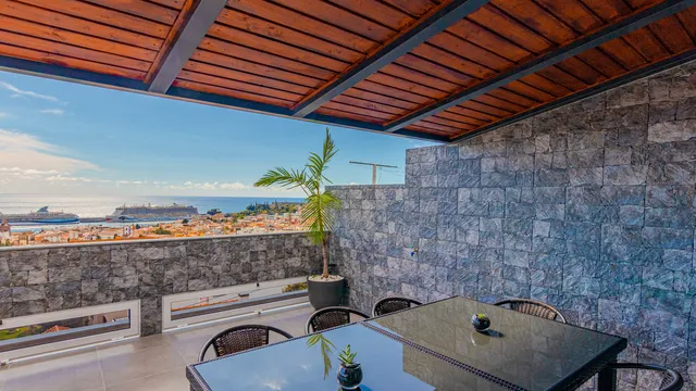 Flowers Island house apartments rosa & pedro