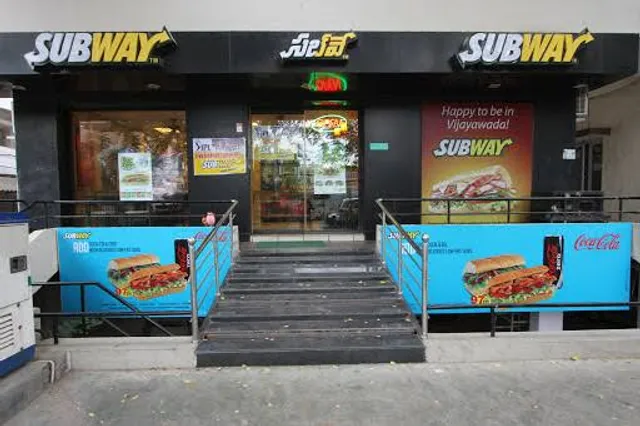 Subway Trendset Mall