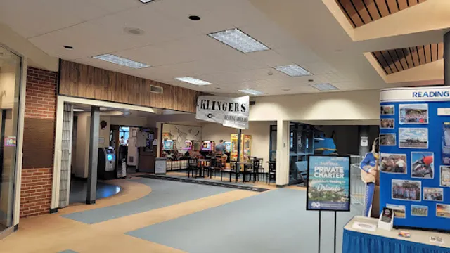 Klingers at the Airport