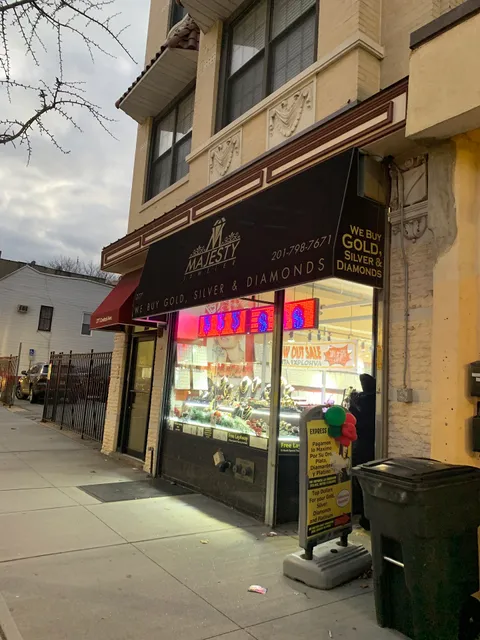 Majesty Jeweler