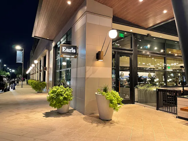Earls Kitchen + Bar