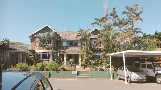 Hilltop Manor Bed & Breakfast