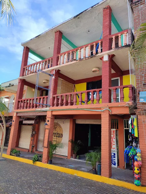 Hotel y restaurante Casa Lucina