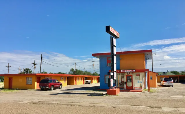 Astro Motel