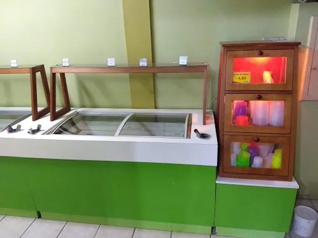 Tutti Frutti Ice Cream Natural