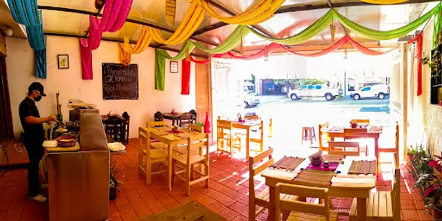 La chiqueada de la casa