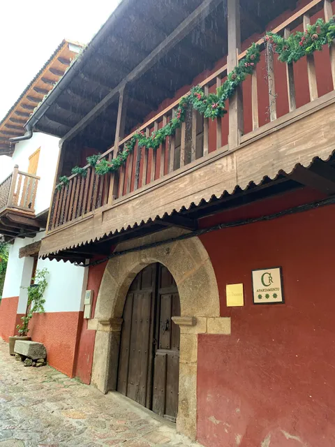 APARTAMENTOS RURALES CASA DE LOS ESCUDOS
