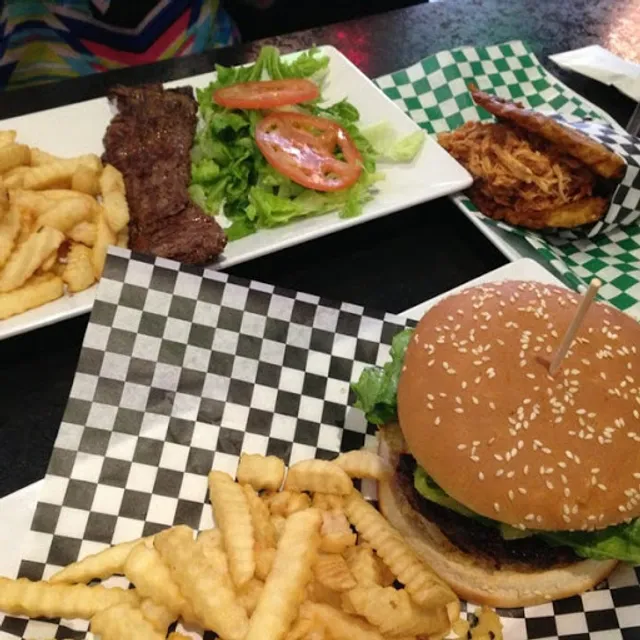 Los Verdes - Country walk