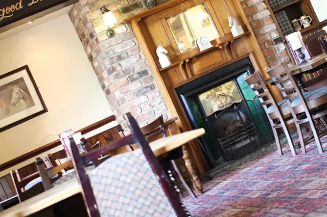 Hamilton Russell Arms