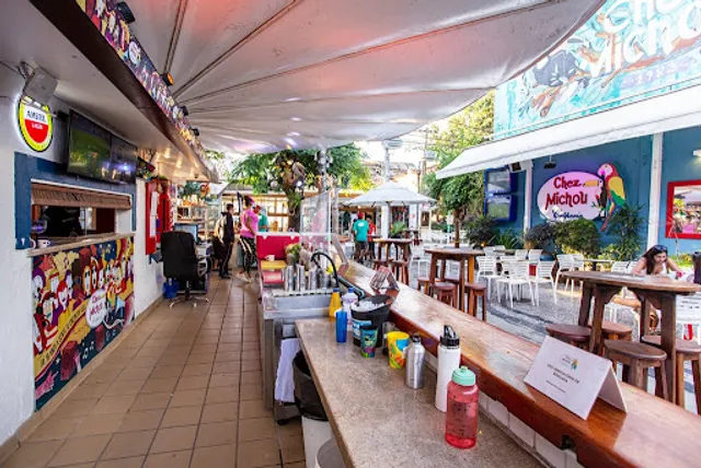 Chez Michou: Crepe, Crepe doce, Crepe salgado, Lanche, Drinks, Delivery, Búzios