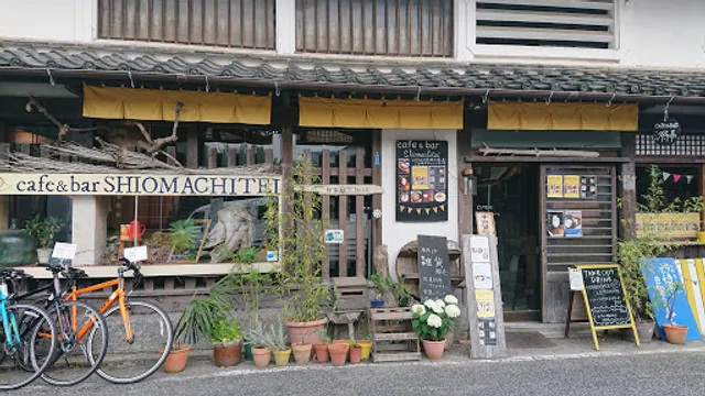 Shiomachi-tei Bicycle Cafe + Bar