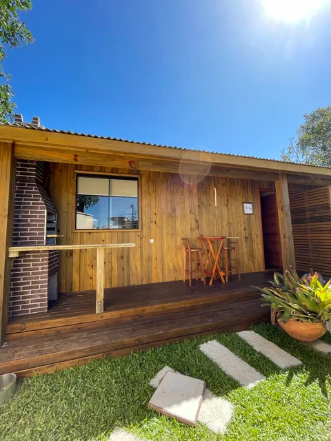 Shangri La Casas e Studios