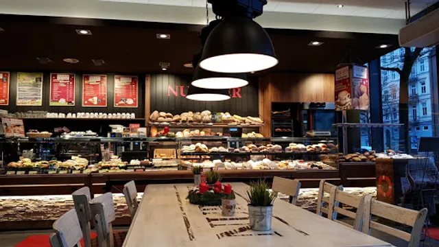 Bäckerei Nur Hier