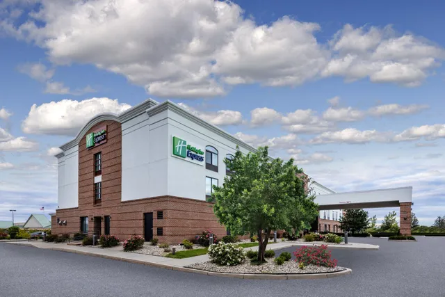 Holiday Inn Express Coventry S - West Warwick Area by IHG