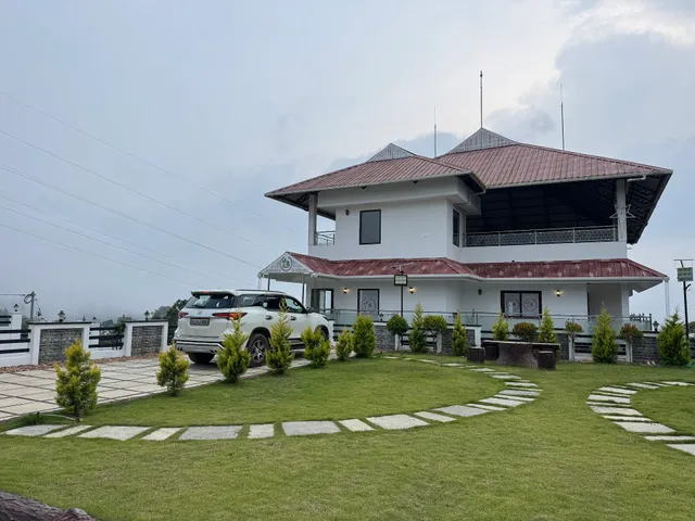 Plachoos Gardens Kuttikkanam, Peermede