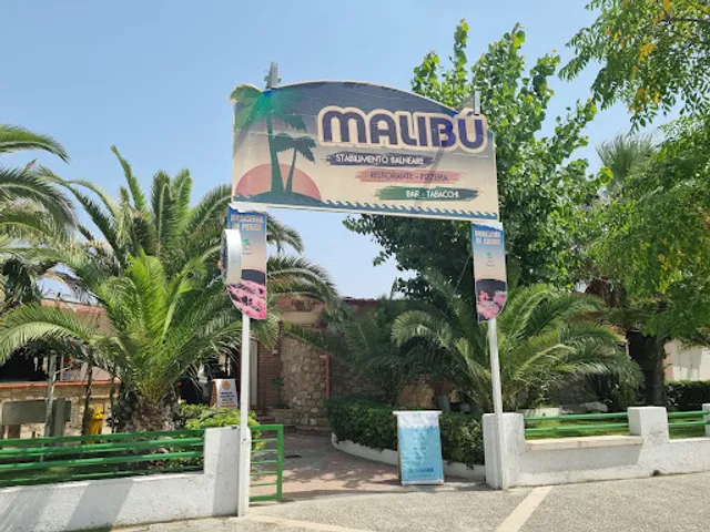 Malibu' Beach- Restaurant Drink Music