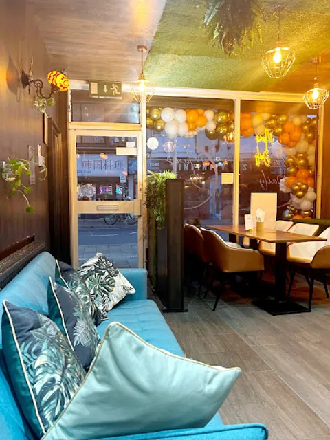 Mums Daily Indian Restaurant