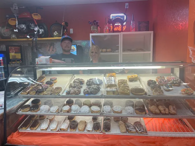 MacDaddy’s Donut Garage