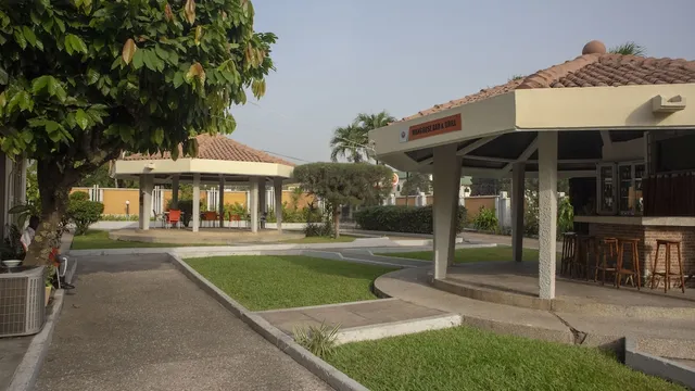 Ssnit Guest House Accra Ghana