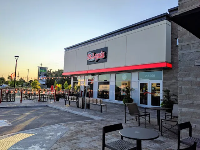 St. Louis Bar & Grill