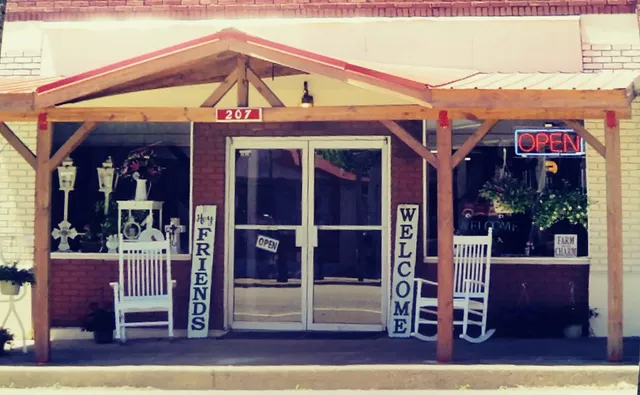 Raven's Flower & Gift Shop