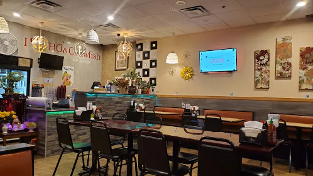 I Love Pho & Crawfish