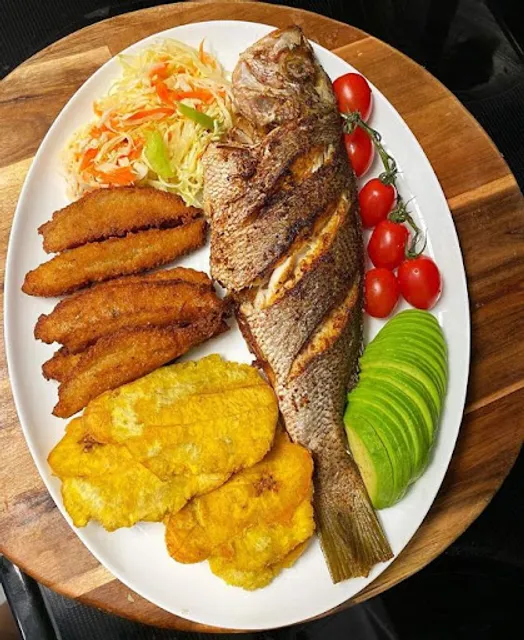 Manger Lakay chez adou