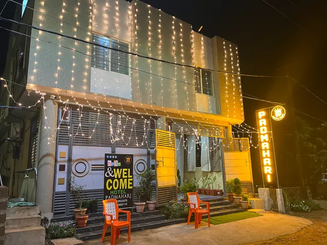Hotel Padmahari