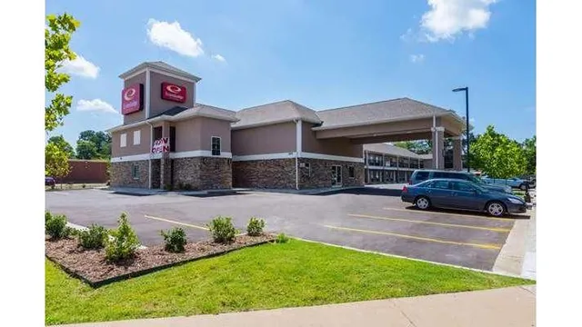 Econo Lodge Inn & Suites North Little Rock near Riverfront