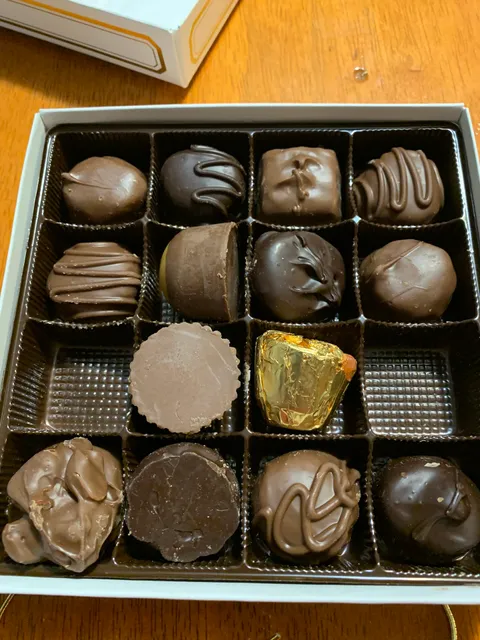 Faroh's Candies and Gifts ( Lorain, OH )