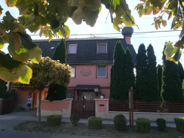 Karádi Hotel