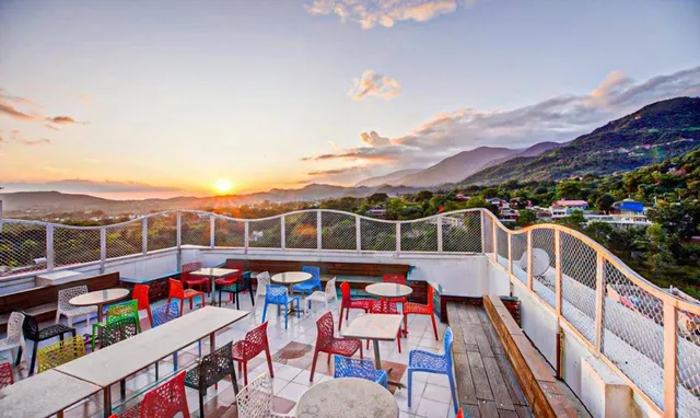 Hotel Le Benz Dehradun