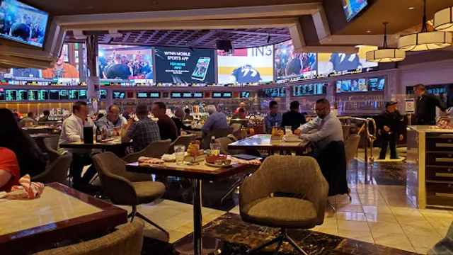 Charlie’s Sports Bar