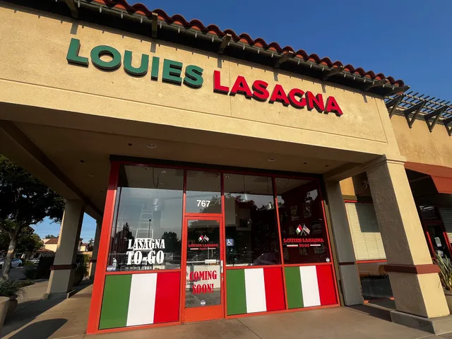 Louies Lasagna