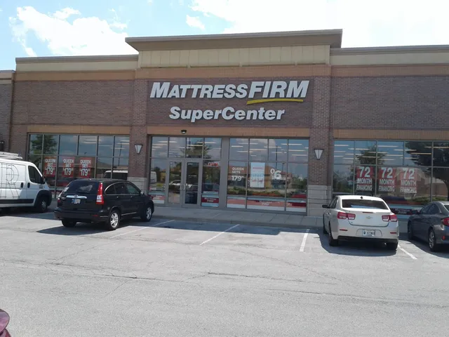 Mattress Firm Hamilton Town Center