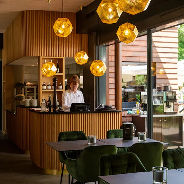 Restaurant SIXTY THREE | 63