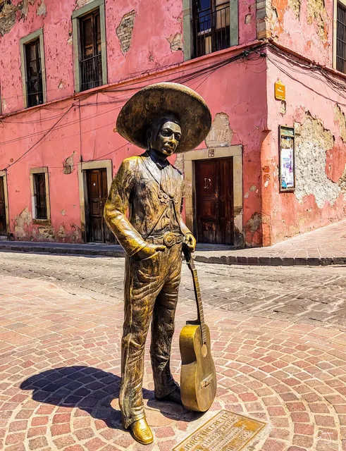 Jorge Negrete Monument