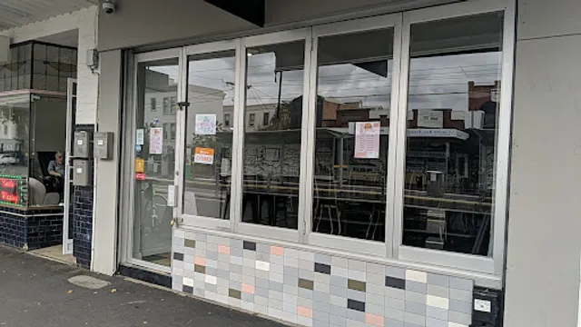 Burger & Falafel Hub