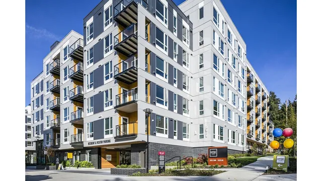 Hyde Square Apartments