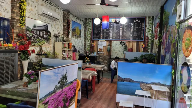 AJAO CAFE (오세요 한국식당) First Korean Restaurant