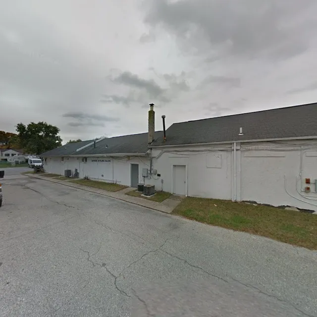 Bombshell Hair Garage