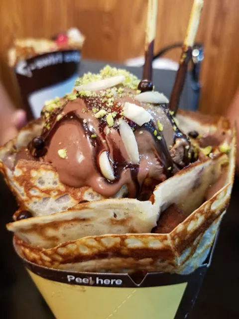 T-swirl Crepe